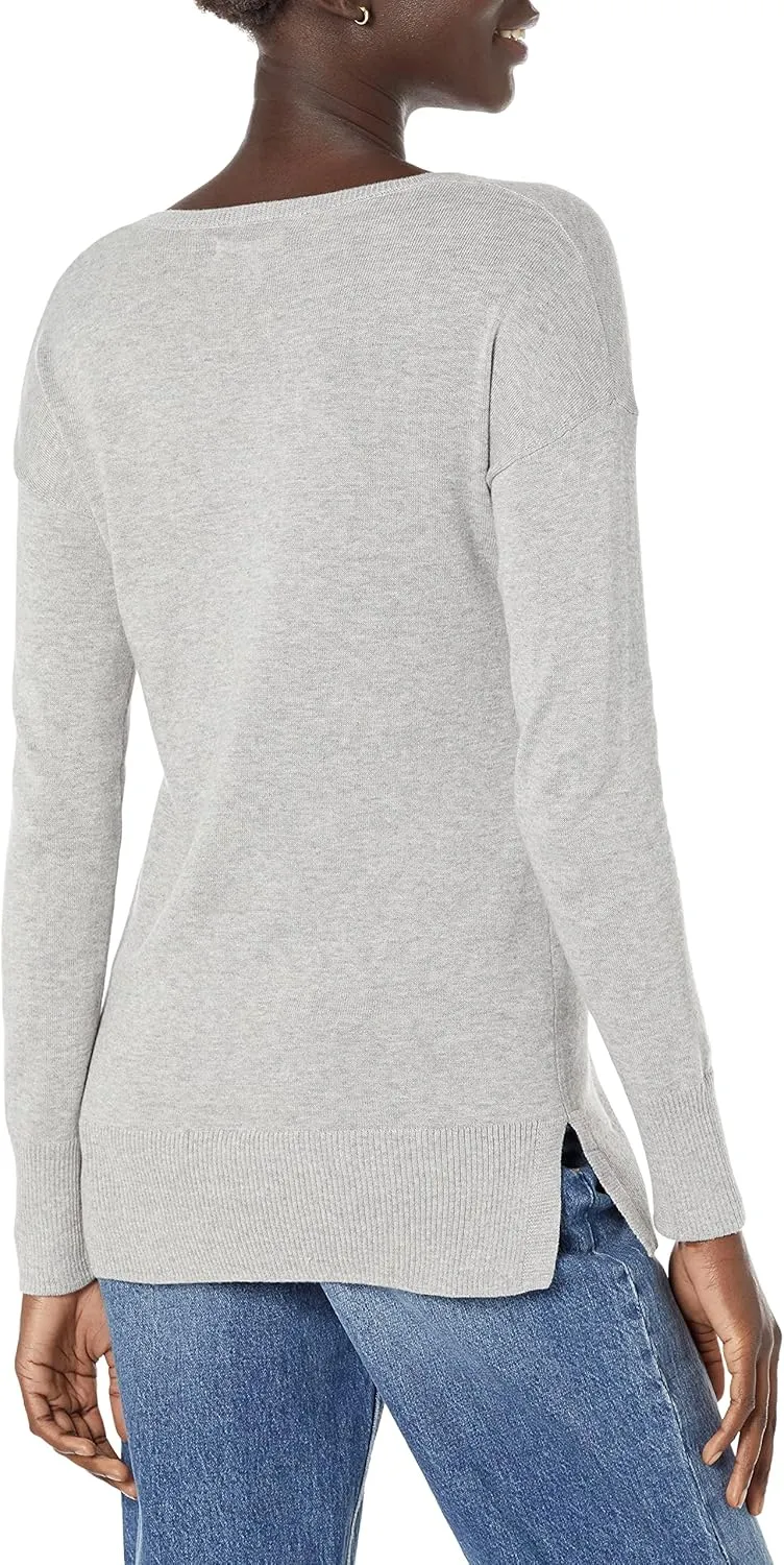 Amazon Essentials Women's Lightweight Long-Sleeve V-Neck Tunic Sweater (Available in Plus Size)
