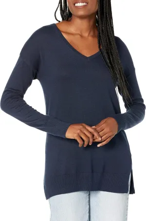 Amazon Essentials Women's Lightweight Long-Sleeve V-Neck Tunic Sweater (Available in Plus Size)