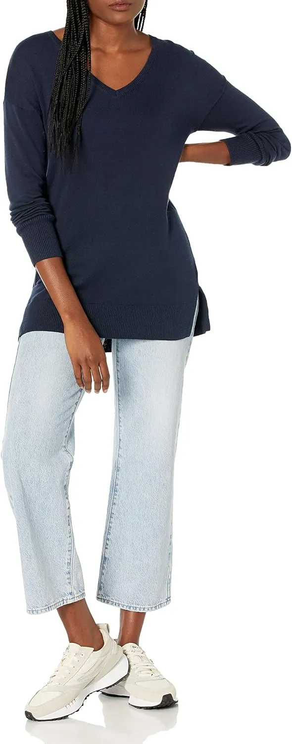 Amazon Essentials Women's Lightweight Long-Sleeve V-Neck Tunic Sweater (Available in Plus Size)