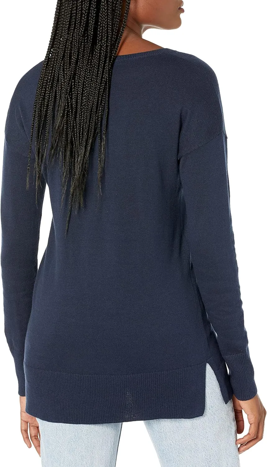 Amazon Essentials Women's Lightweight Long-Sleeve V-Neck Tunic Sweater (Available in Plus Size)
