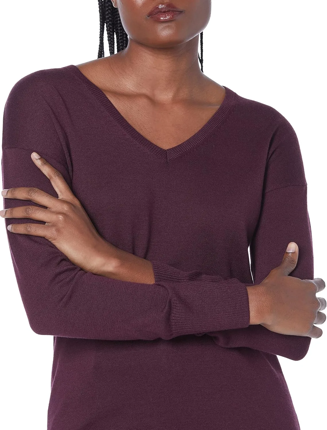 Amazon Essentials Women's Lightweight Long-Sleeve V-Neck Tunic Sweater (Available in Plus Size)