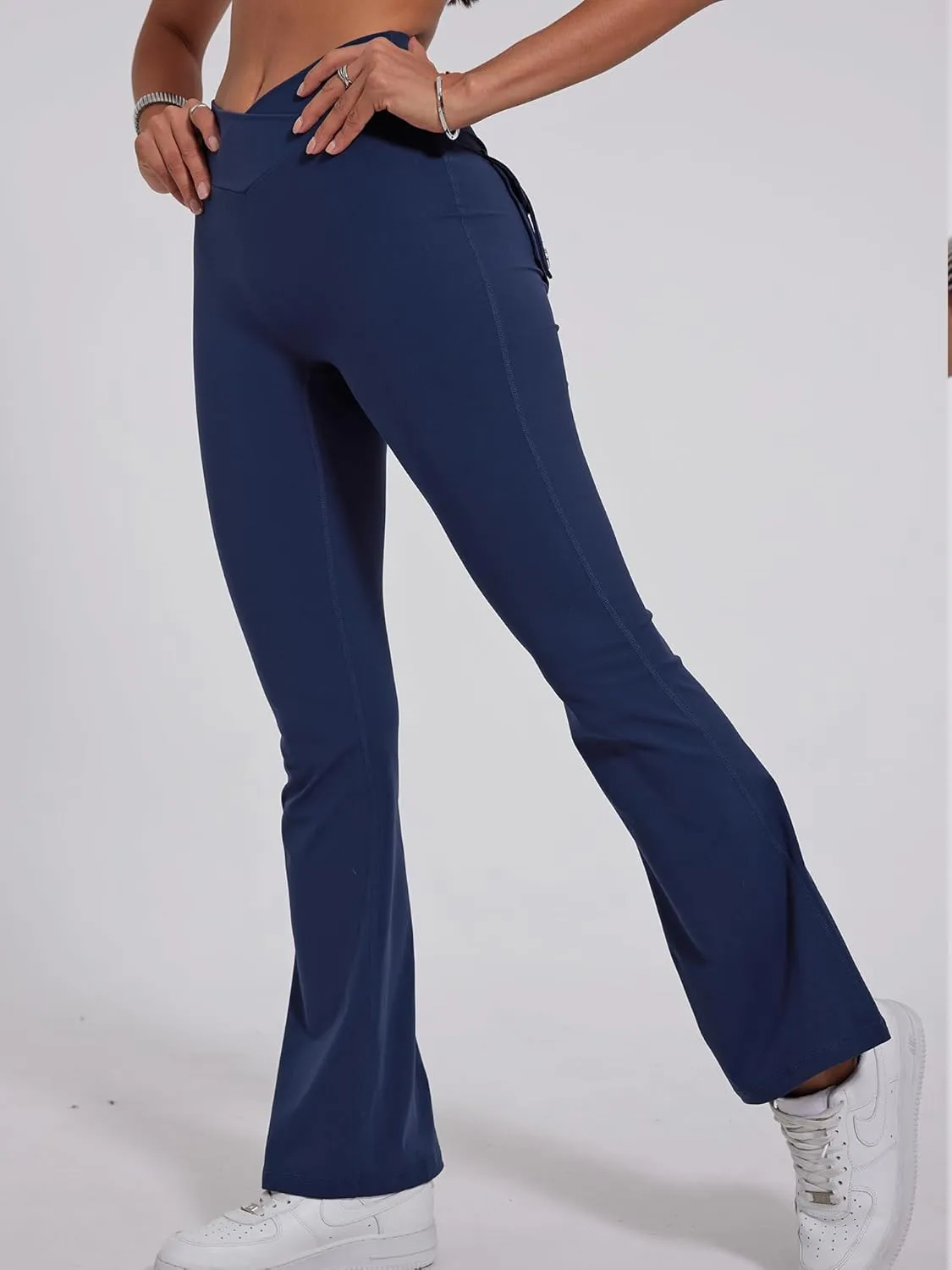 Danysu Flare Leggings with Pockets for Women Scrunch Butt Lifting Cargo Leggings V Waist Tummy Control Bootcut Yoga Pants