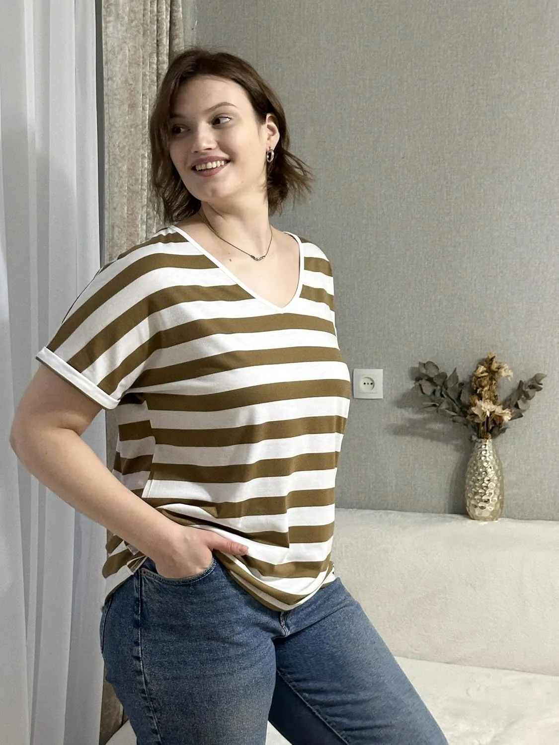 IN'VOLAND Women's Plus Size Tops Short Sleeve Tee Shirt V Neck Loose Fit Striped Shirt Summer Casual Blouses
