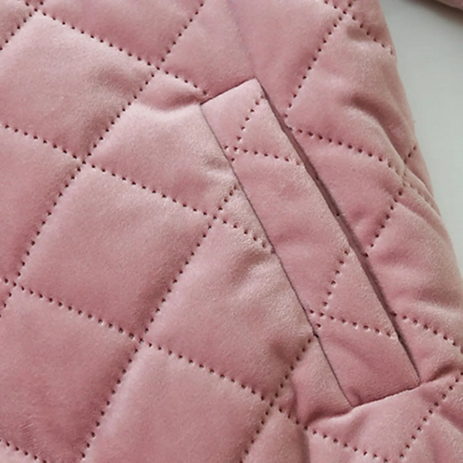 lcziwo Women's Winter Coat Oversized Baseball Jackets Diamond Texture Buttons Quilted Jacket Cotton-Padded Coat Outerwear