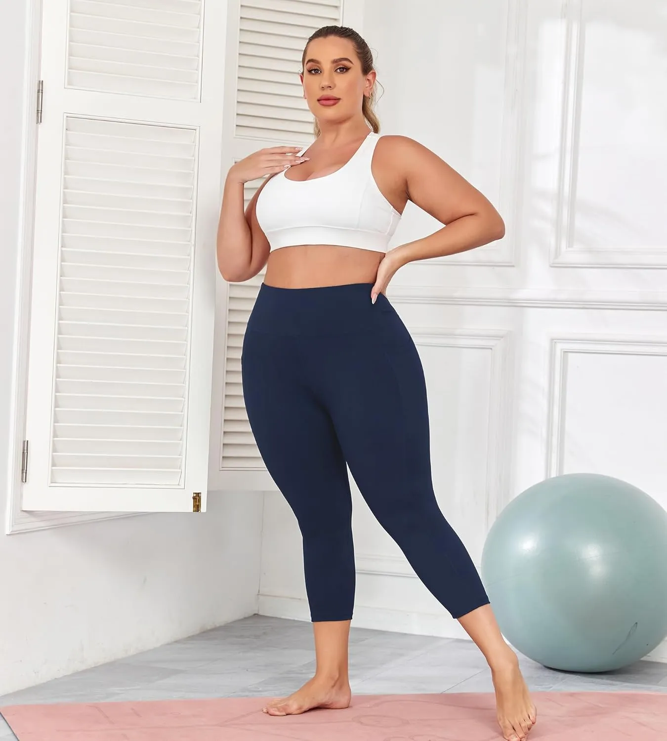 Plus Size Capri Leggings for Women with Pockets, Butt Lifting Yoga Pants Tummy Control, L-5XL Workout Leggings
