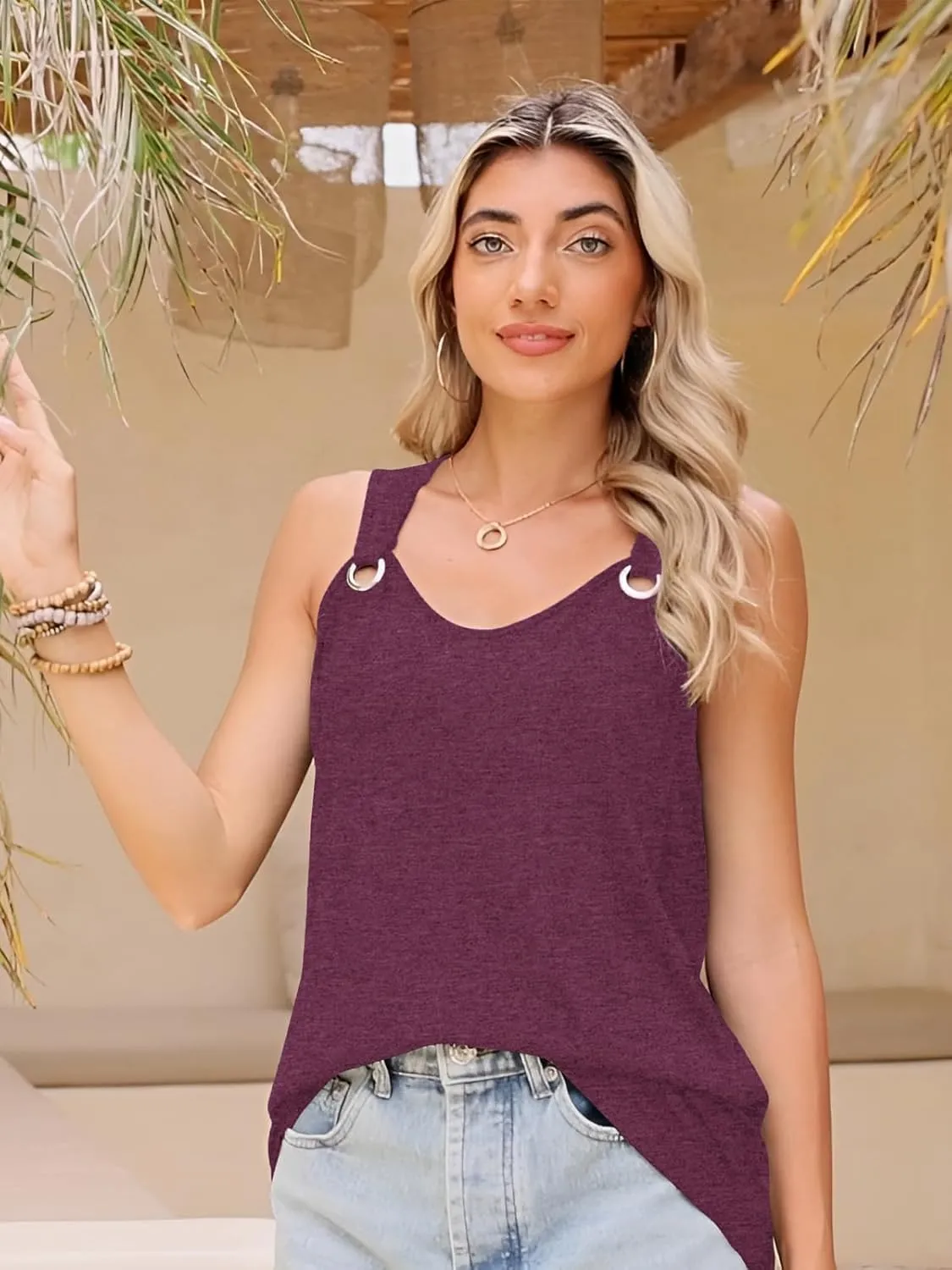 Summer Tank Cute Tops for Women Casual Sleeveless Shirt Loose Fit Scoop Neck Cold Off Shoulder Blouse Casual Tee