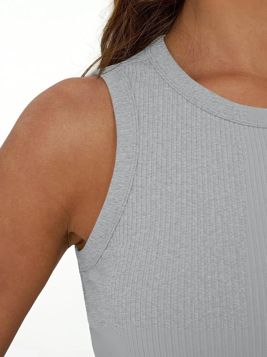 Trendy Queen Womens Tank Tops Summer Fashion 2025 Workout Ribbed Sleeveless High Neck Beach Vacation Oufits Clothes