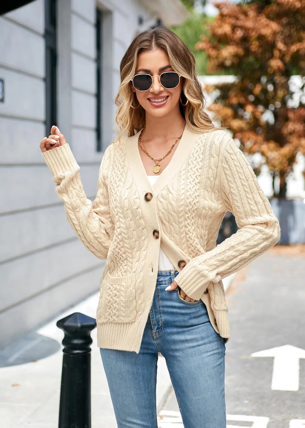 Womens Cardigan Sweaters Cable Knit Sweater 2025 Fall Winter Chunky Open Front Button Down Coats with Pockets