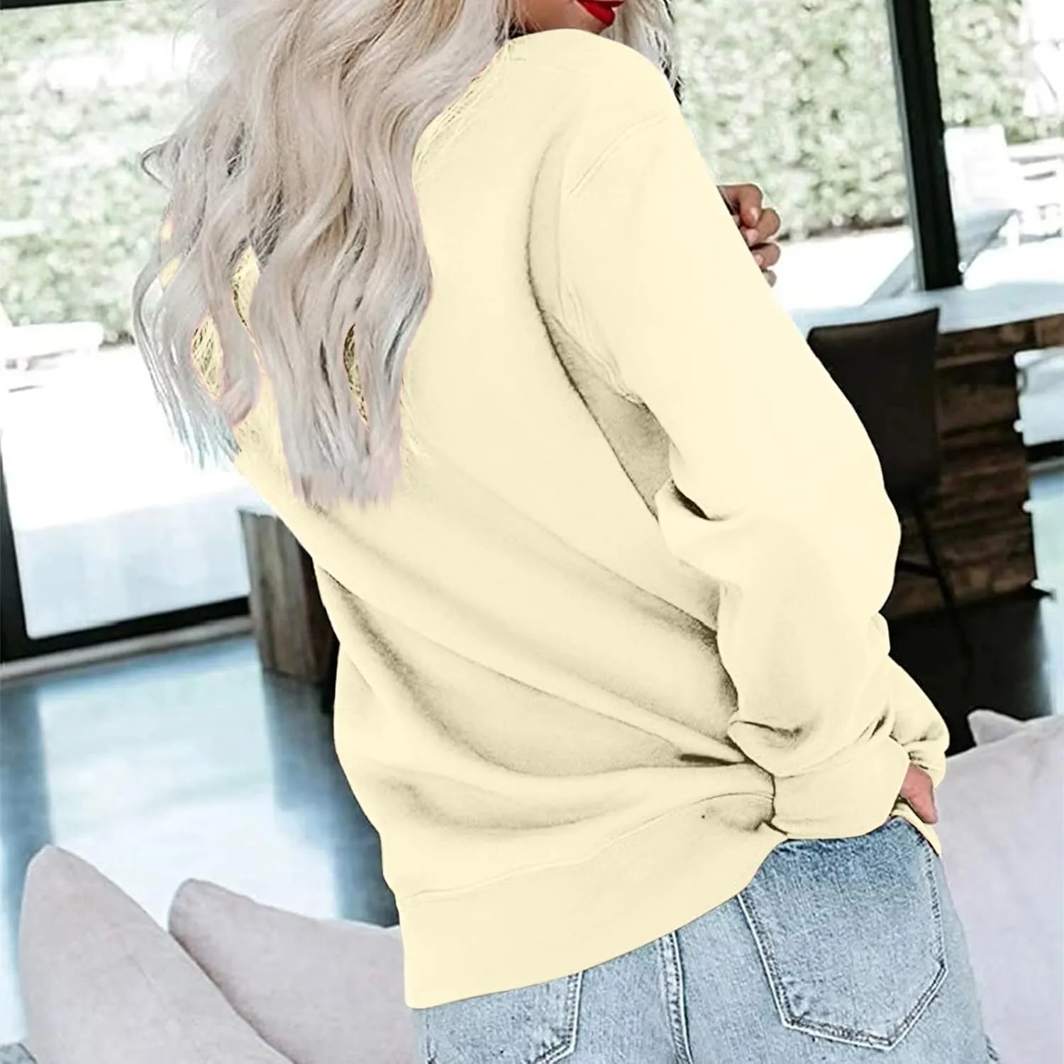 Womens Crewneck Sweatshirt with Pockets Long Sleeve Tunic Tops Oversized Pullover Sweater Cute Hoodies for Teen Girls