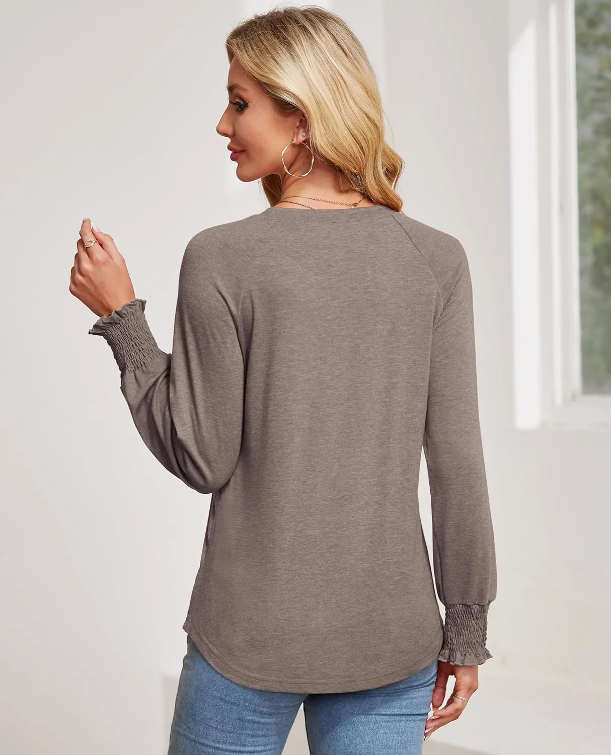 Womens Spring Fashion 2025 Long Sleeve Tunic Tops to Wear with Leggings Crewneck Pleated Shirts Loose Fit Cute Tee