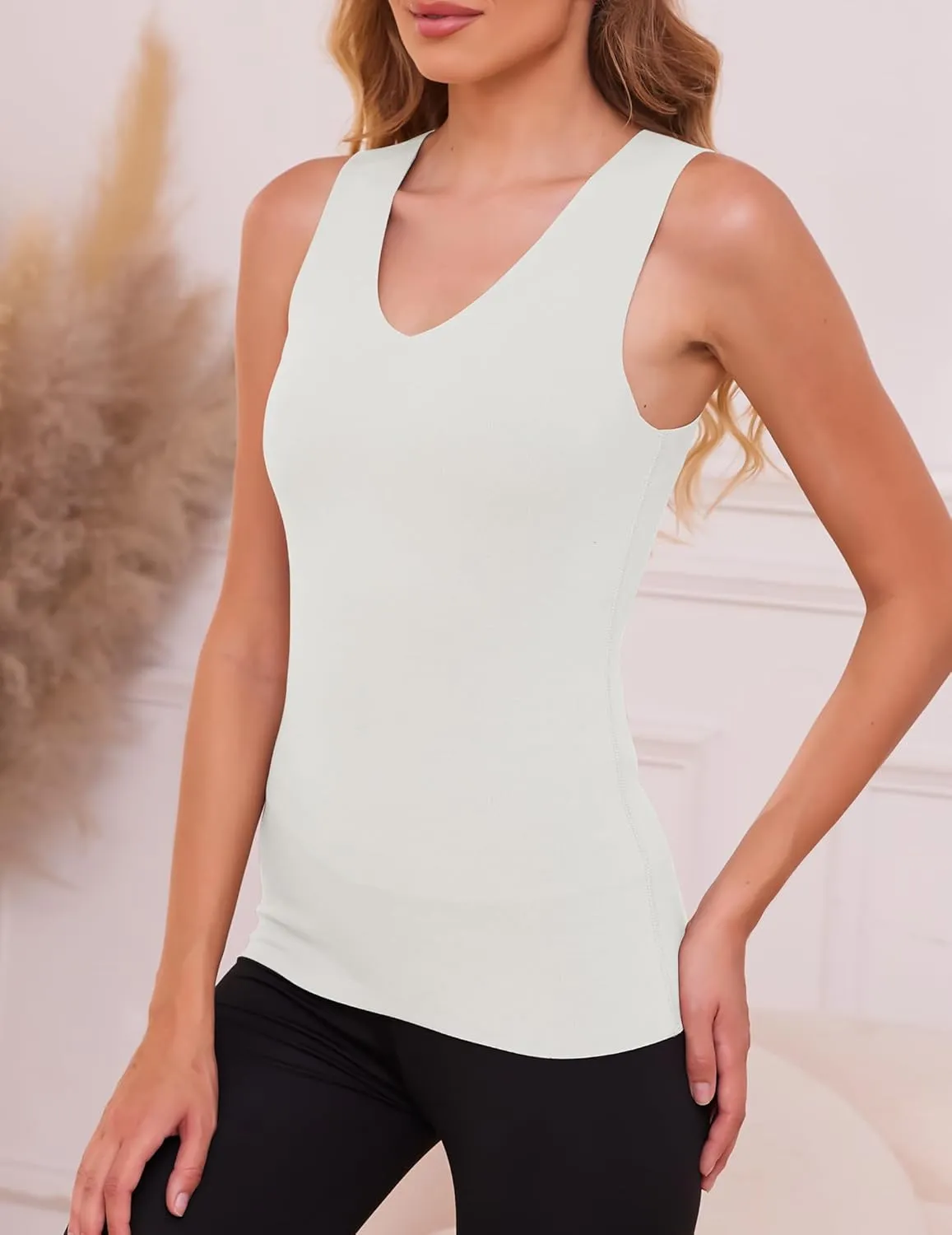YYA V Neck Basic Tank Tops for Women Thermal Vest Winter Warm Tank-Top Sleeveless Undershirts, S-XXL