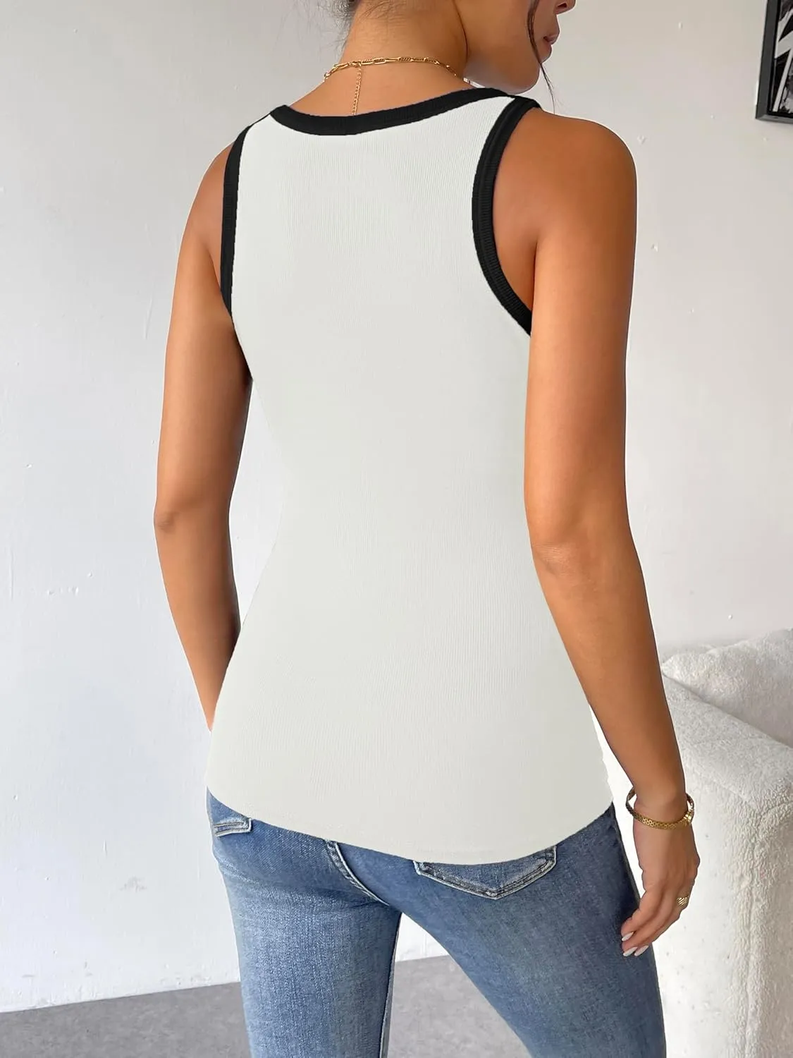 Zeagoo Womens Tank Top Racerback Crowl Neck Casual Basic Ribbed Knit Fitted Sleeveless Shirts S-XXL